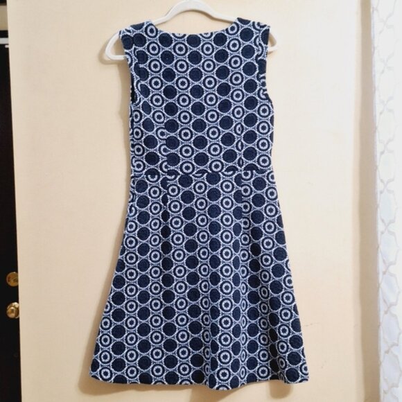 Loft womens Blue white geometric Print  Midi Dress Sleeveless Sz 4 Fit flare - Picture 6 of 10